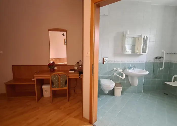 Aqua Therm מלון